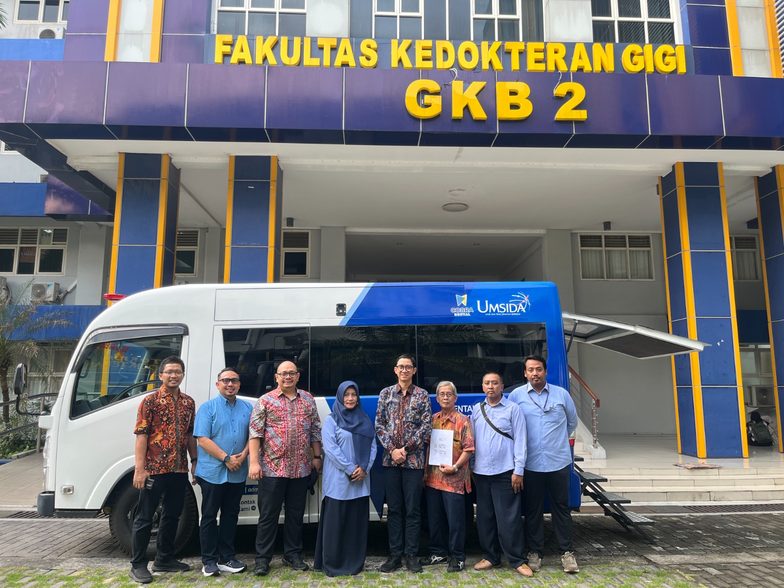 dental clinic mobile